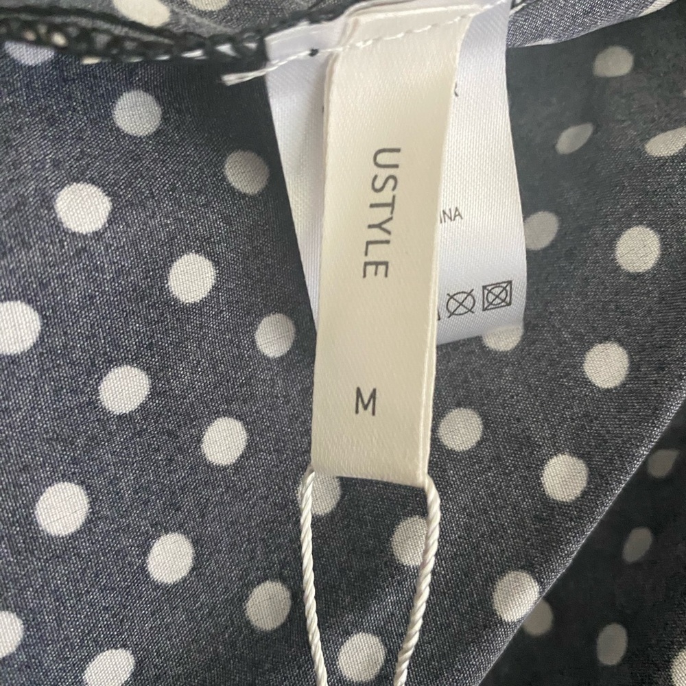 NWT-USTYLE-BLACK WITH WHITE POLKA DOT DRESS-SIZE MEDIUM - Picture 8 of 10